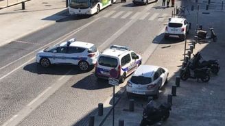 Ozbrojenci stříleli na mladé lidi v Marseille