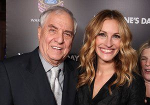 Zemřel režisér Pretty Woman Garry Marshall.