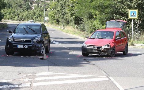 Zpěvačka Marta Jandová měla autonehodu.