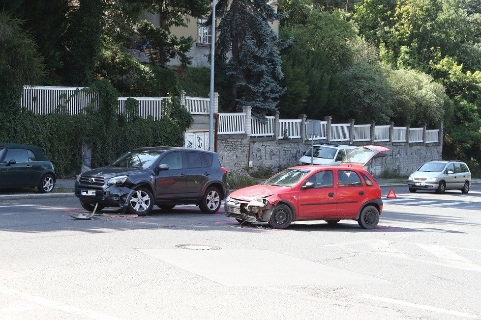 Zpěvačka Marta Jandová měla autonehodu.