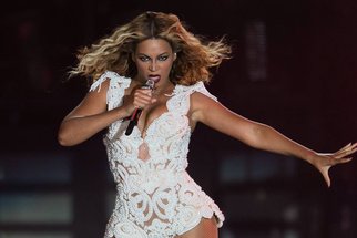 Nahé fotky těhotné zpěvačky Beyoncé zbouraly internet!
