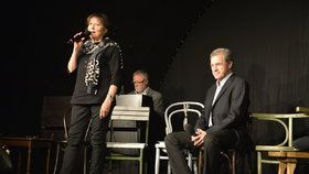 Marta Kubišová v Divadle Ungelt s jeho ředitelem Milanem Heinem.