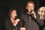 Marta Kubišová a Petr Stach zpívali Václavu Havlovi do nebe.