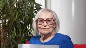 Zdrcená Marta Kubišová (82): Nemůže pohřbít bratra! „Je to opravdu zvěrstvo,“ hlesla