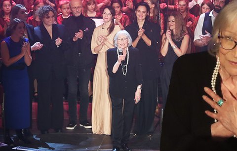 Velkolepý koncert k 80. narozeninám Kubišové: Po 3 letech si veřejně zazpívala Modlitbu pro Martu