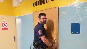 Vězeňský dozorce Martin Cettl je nadějným kulturistou.