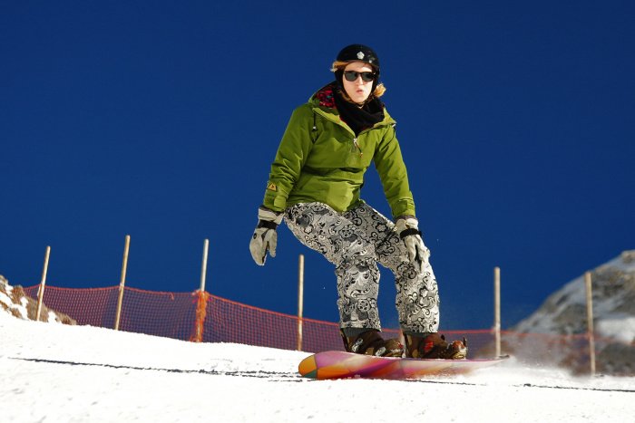 Berenika Kohoutová je na snowboardu jako doma.