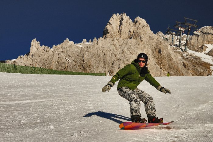 Berenika na snowboardu