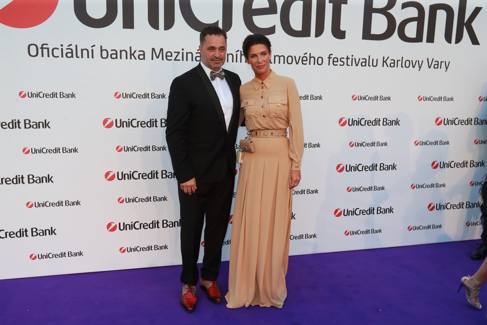 Martin Dejdar s manželkou Danielou na UniCredit party