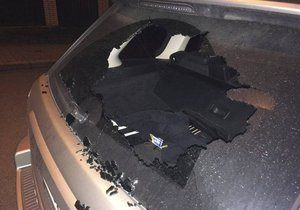 Martin Dejdar zveřejnil fotografii rozbitého auta.