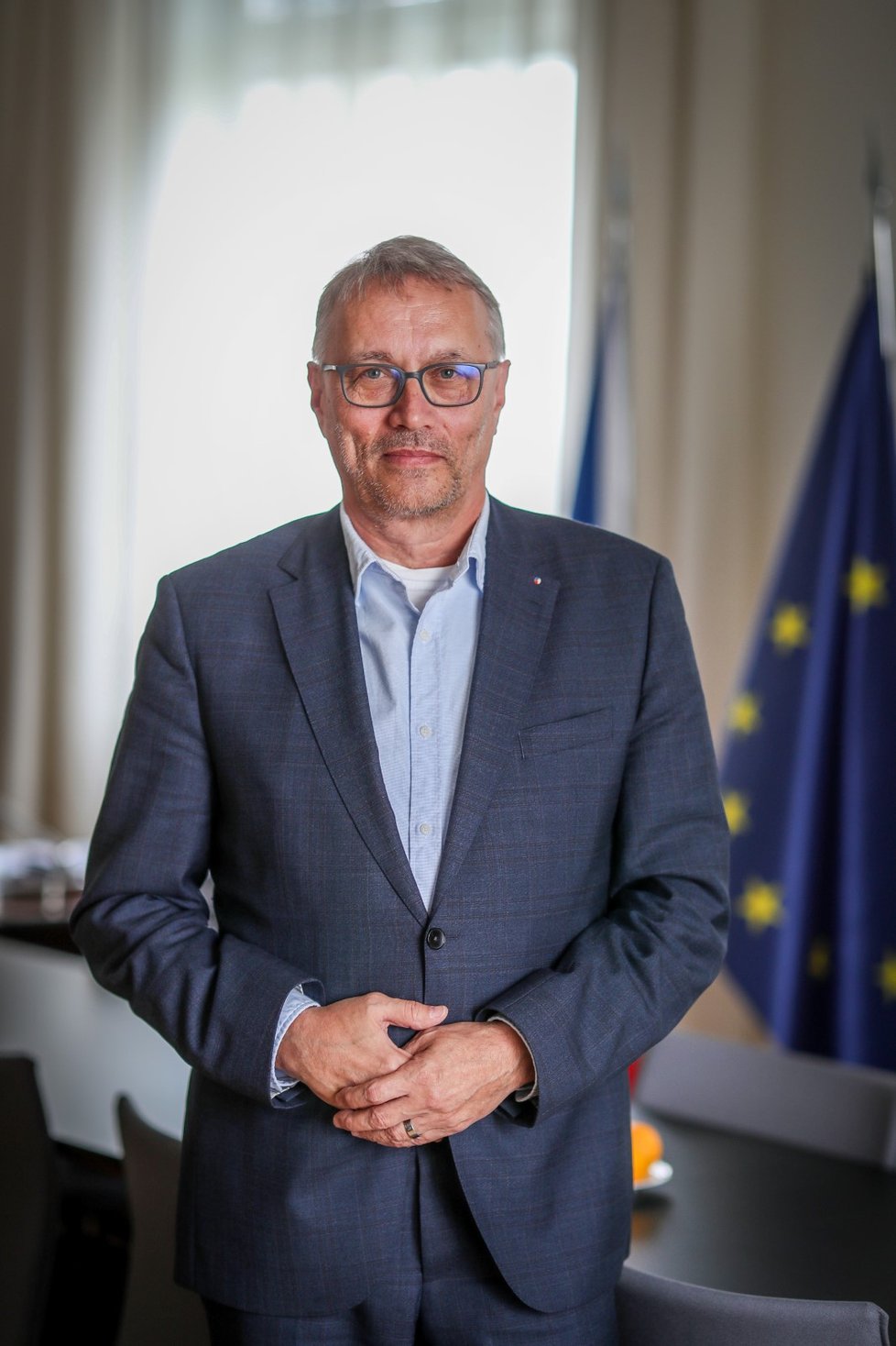 Ministr pro evropské záležitosti Martin Dvořák (STAN) při rozhovoru pro Blesk (20. 10. 2023)