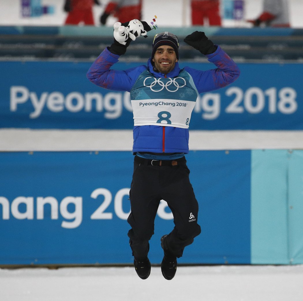 Martin Fourcade nedal svým soupeřům šanci