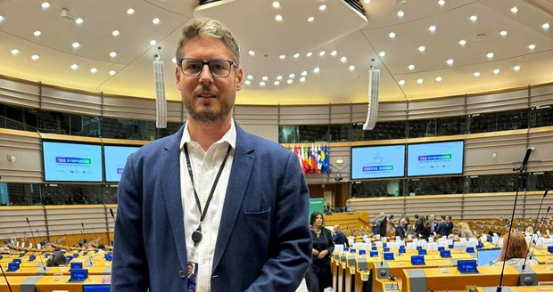 Babišův europoslanec se snaží zhatit dohodu EU s Ukrajinou. Hájí zájmy Agrofertu, tvrdí Vrecionová