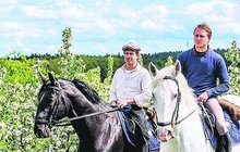 Krausovi v sedle: Projeli republiku na koňském hřbetu