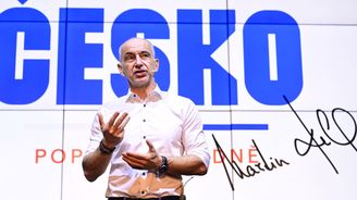 Politický hurikán, nebo velkolepé nic? Nová strana ještě neprošla volbami a už má lidi v senátu i kraji Politický hurikán, nebo velkolepé nic? Nová strana ještě neprošla volbami a už má lidi v senátu i kraji