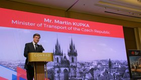 Ministr dopravy Martin Kupka (ODS) v Singapuru