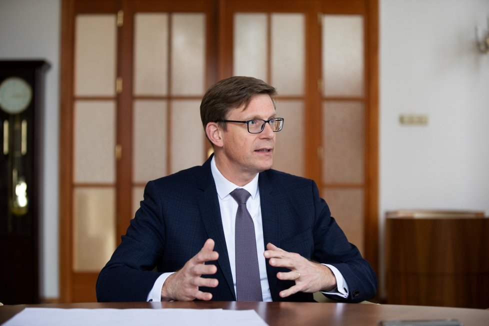 Ministr dopravy Martin Kupka při rozhovoru pro Blesk