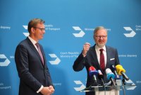 Rozverný expremiér Fiala: Stírá Babiše, zastiňuje Kupku? Kdo je vlastně šéfem ODS?