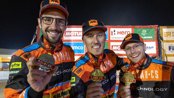 Rallye Dakar 2024 v cíli: Historický český úspěch! Vyhrál Martin Macík, Loprais druhý