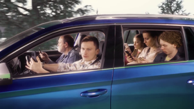 Martin Mikyska alias Mikýř v kampani Besipu proti používání mobilního telefonu během řízení