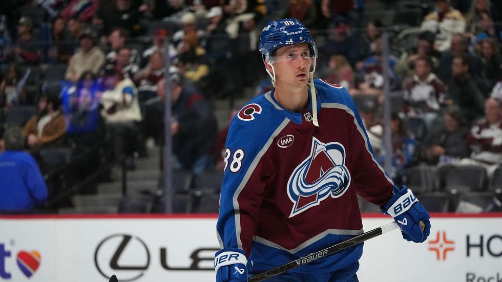 Martin Nečas podepsal smlouvu s Coloredem