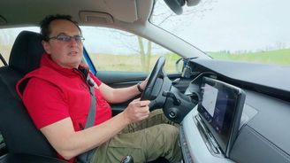 Martin Vaculík vybírá ojetou Škodu Octavia 4. generace. Vadí, když je po leasingu? Martin Vaculík vybírá ojetou Škodu Octavia 4. generace. Vadí, když je po leasingu?