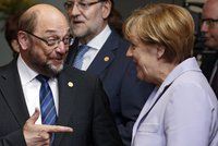 Merkelová je povýšenecká a nemá plán pro Dieselgate, míní protivník Schulz