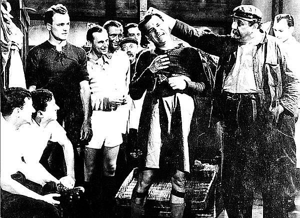 1938: Filmový Klapzuba Pištěk.