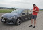 Video: Martin Vaculík se loučí s lidovým Hyundaiem i30. Jedním z posledních normálních kombi