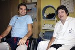 I když je ochrnutý Martin Zach na vozíku, nevzdává se a bojuje, tento týden se dokázal v motolské nemocnici posadit na invalidní vozík