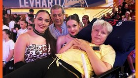 Martina si díky Sanitce splněných snů podívala na taneční závody svých dcer.