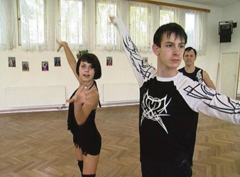 Se svým bratrem tančila Marková devět let a společně získali pět mistrovských titulů.
