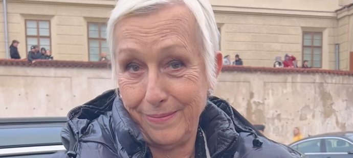 Martina před slavnostním ceremoniálem.