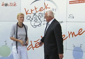 Prezident republiky Václav Kalus přišel podpořit charitativní golfový turnaj