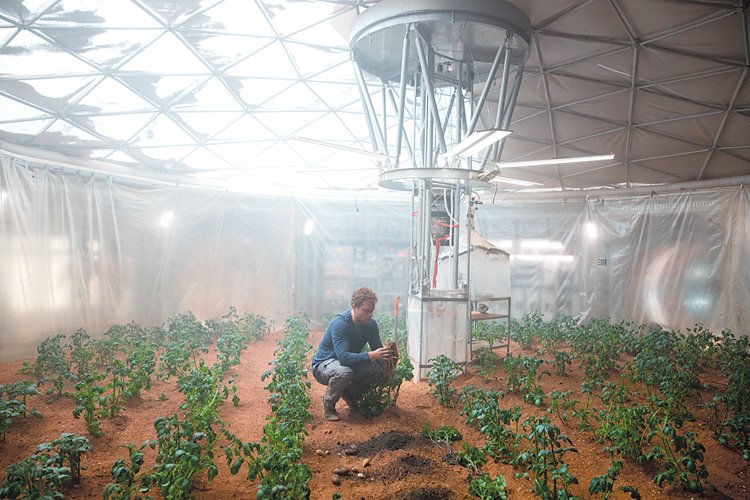 Ve filmu Marťan se na Marsu pěstovaly brambory