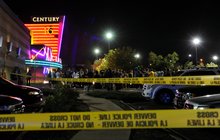 VIDEO Masakr na premiéře »Batmana« v Coloradu: Do sálu vběhl muž v masce a... Postřílel 12 lidí!