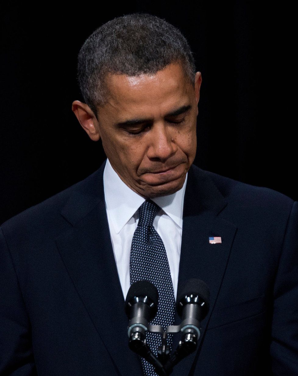 Barack Obama a jeho smutek za oběti masakru v Newtownu