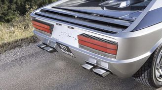 Maserati Boomerang se šíleným designem a interiérem. Prohlédněte si koncept z roku 1971