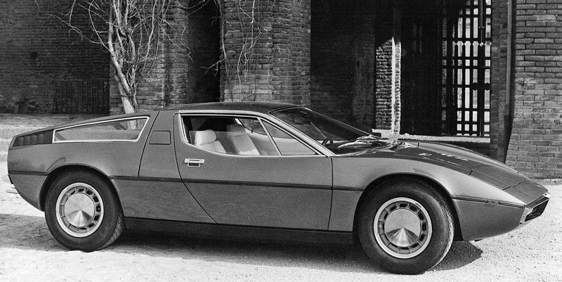 Maserati Bora