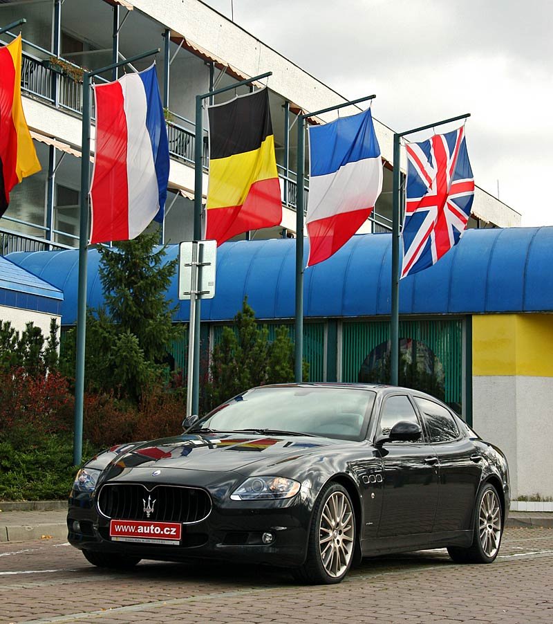 Maserati Quattroporte