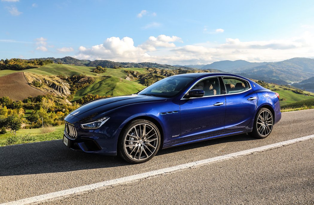 Maserati Ghibli Hybrid