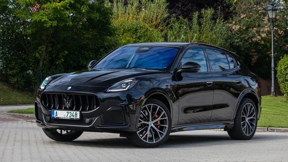 TEST Maserati Grecale Trofeo V6 – Oprašte vitríny!