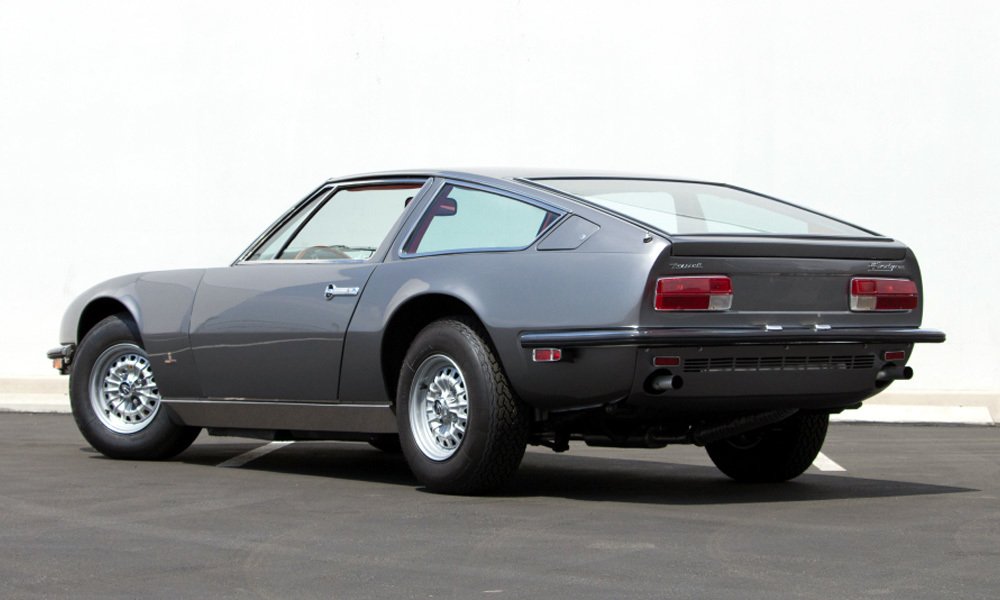 Čtyřmístných kupé Maserati Indy 4900 bylo v letech 1972 až 1975 vyrobeno rovných 300.