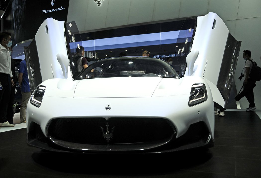 Maserati MC20