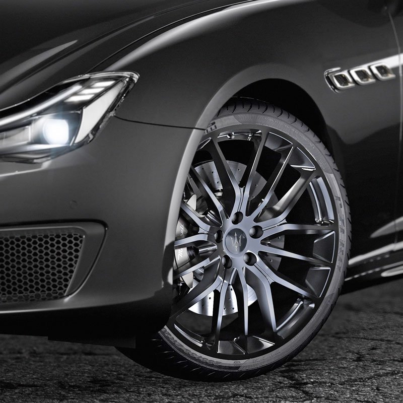 Maserati Quattroporte Nerissimo Edition