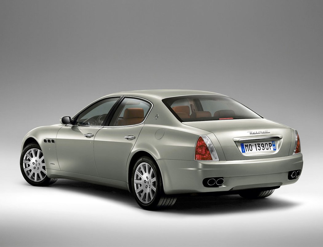 2004 Maserati Quattroporte