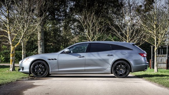 Unikátní Maserati Quattroporte je pořád na prodej. Krásný dieselový kombík nikdo nechce