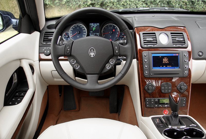 Maserati Quattroporte