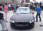 Video: Likvidace Maserati na čínský způsob