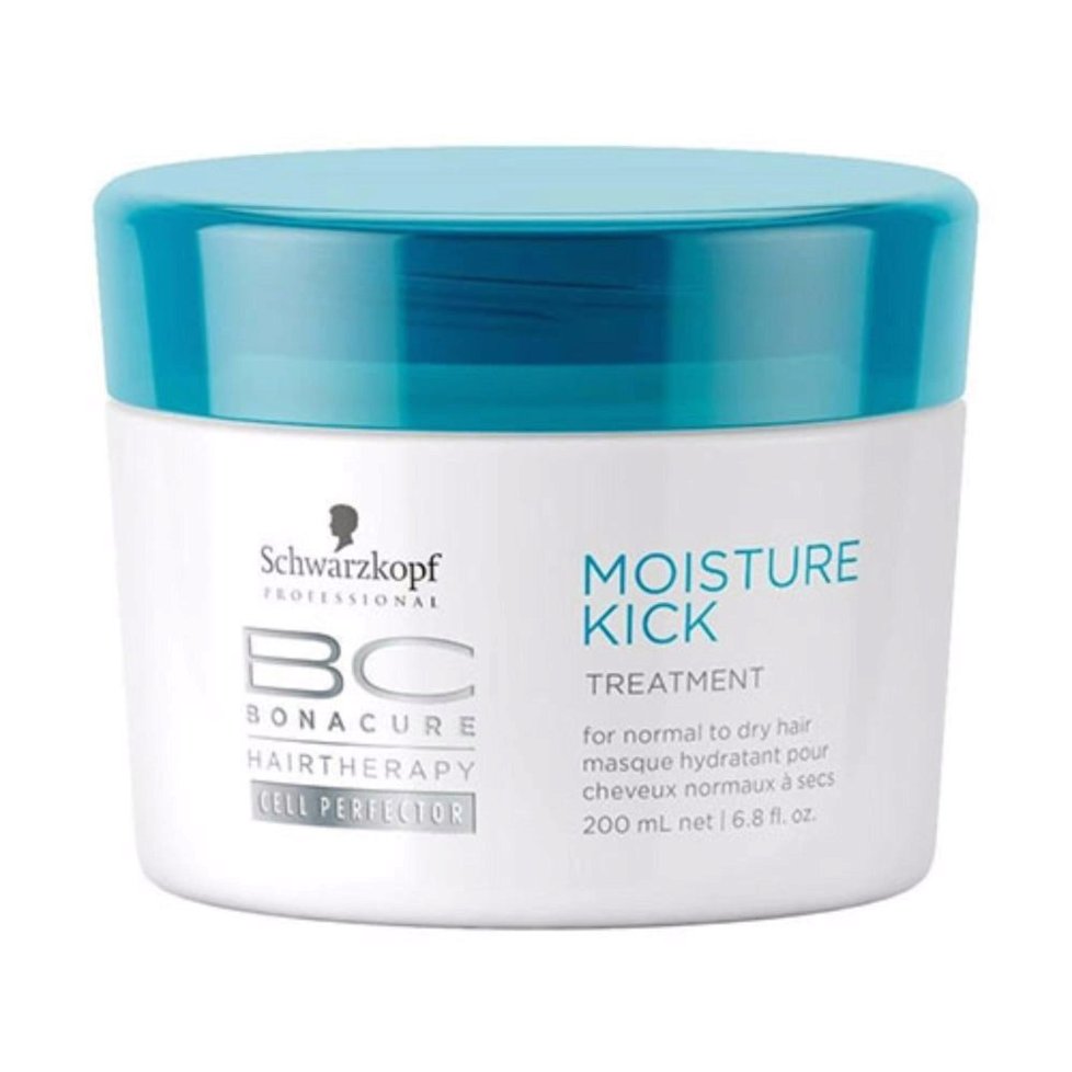 BC Bonacure hairtherapy, Moisture Kick, Schwarzkopf Professional; 399 Kč (200 ml)  Produkty této značky jsou k odstání pouze v salónech. Více informací najdete zde: http://www.schwarzkopf-professional.cz